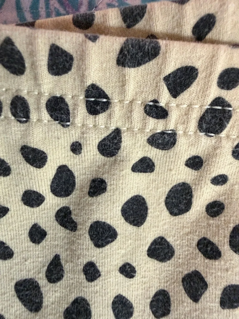 Gar animals Tan Leggings with Black Leopard Spots Size 3T